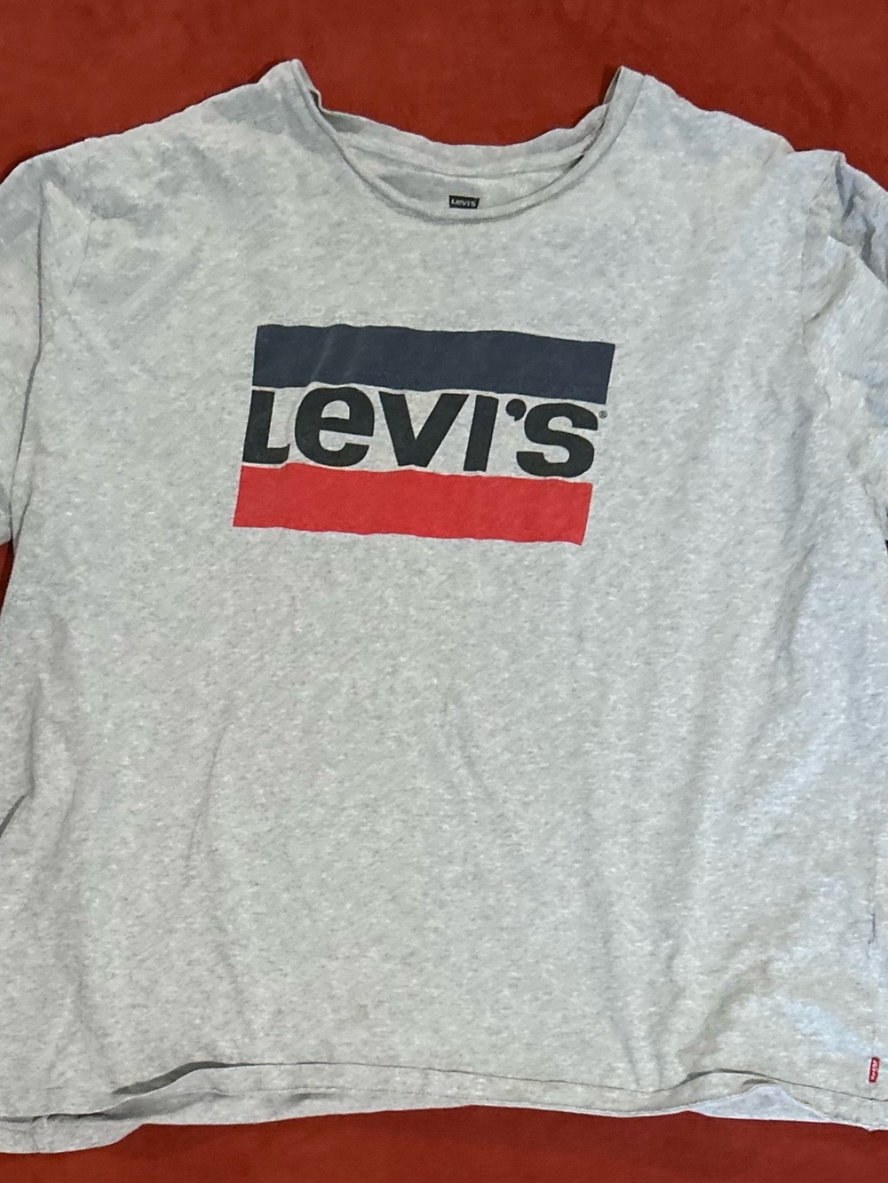 Levi's Men's Light Gray Crewneck T-Shirt with Red & Navy Logo
